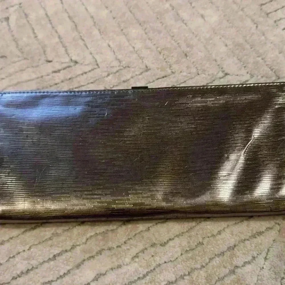 Kenneth Cole reaction silver clutch - Picture 3 of 6